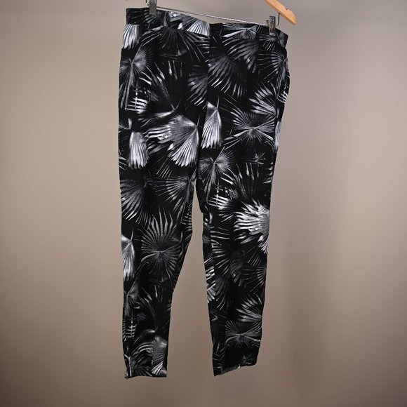 NWOT  Lightweight Rayon Summer Pants-Size 14 Petite - Picture 1 of 6